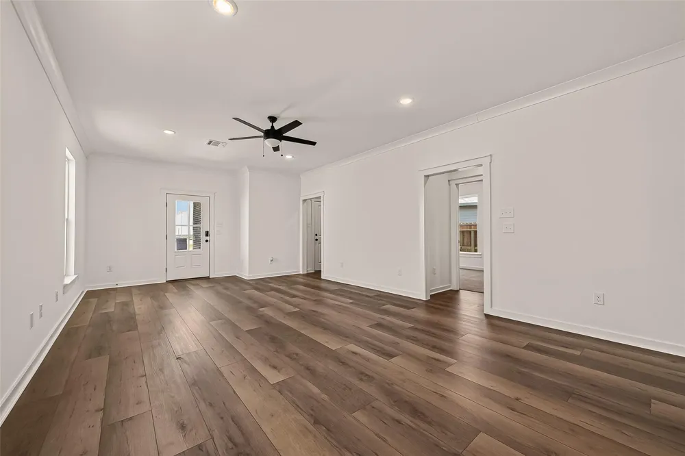 21126 Autumn Heights Bonney, TX 77583
