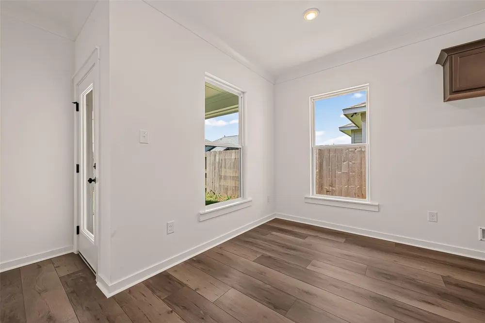 21126 Autumn Heights Bonney, TX 77583