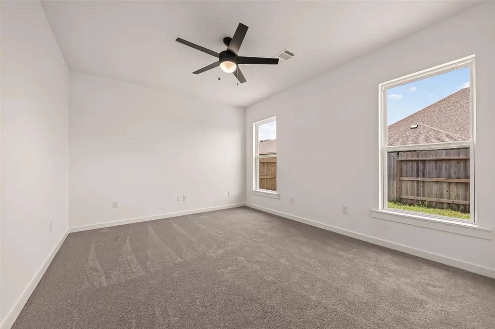 21126 Autumn Heights Bonney, TX 77583