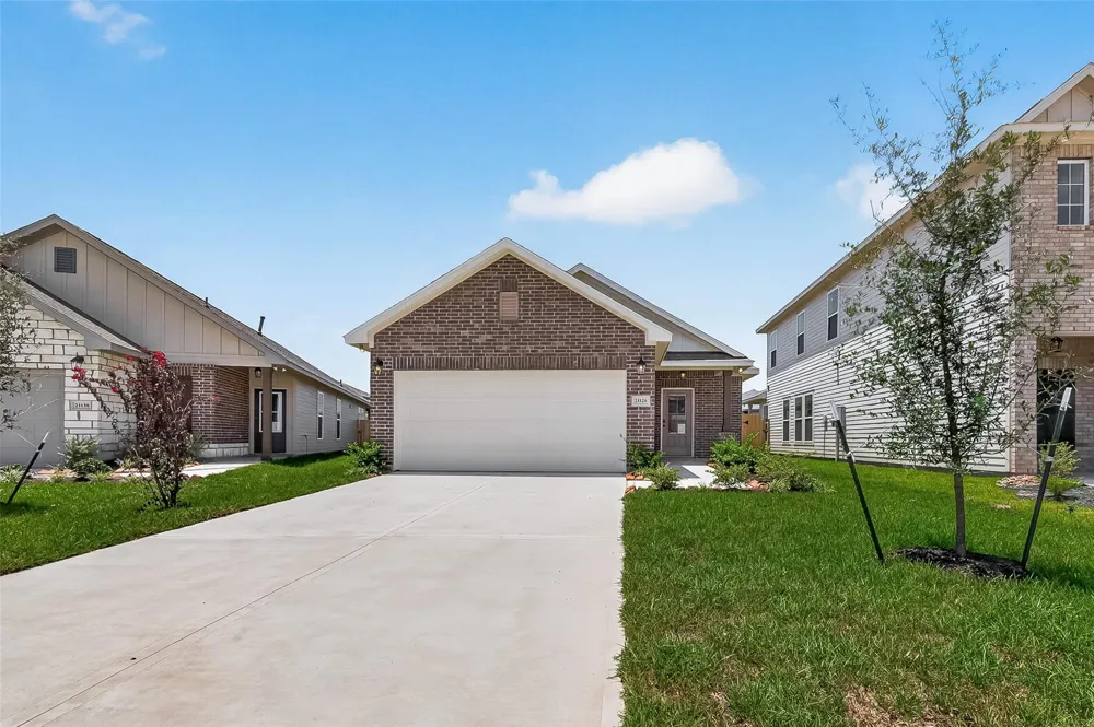 21126 Autumn Heights Bonney, TX 77583