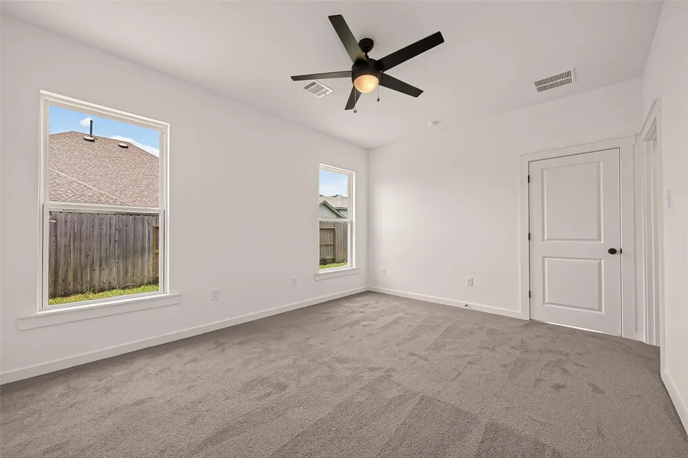 21126 Autumn Heights Bonney, TX 77583