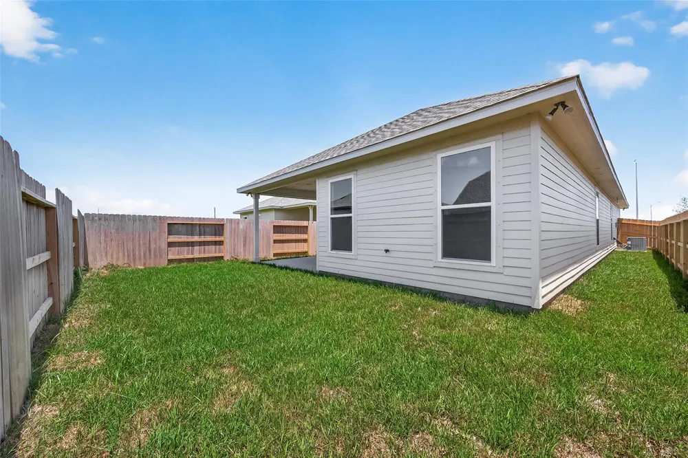 21126 Autumn Heights Bonney, TX 77583