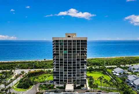 5047 Highway A1a #1704
