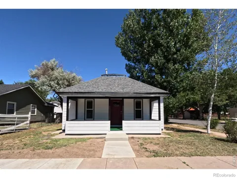 303 Curtis Street