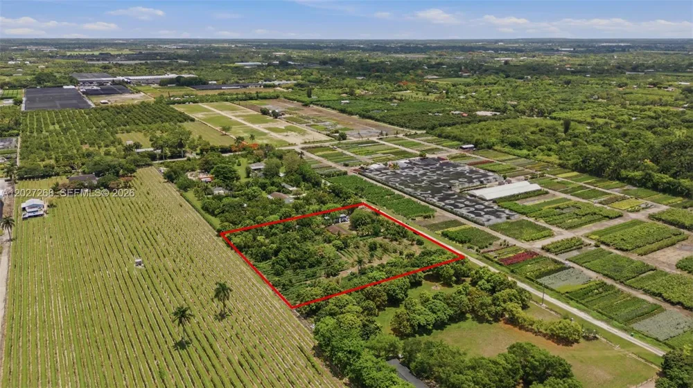 25800 SW 199th Ave Homestead, FL 33031