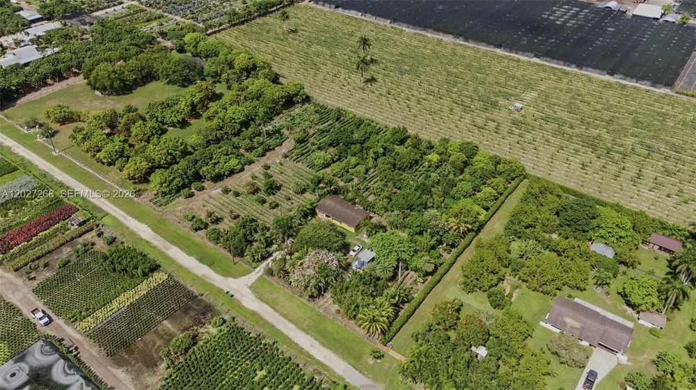 25800 SW 199th Ave Homestead, FL 33031