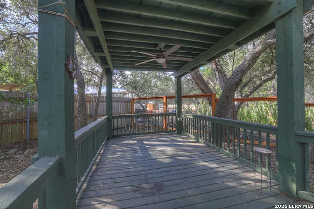 1060 Somerset Canyon Lake, TX 78133