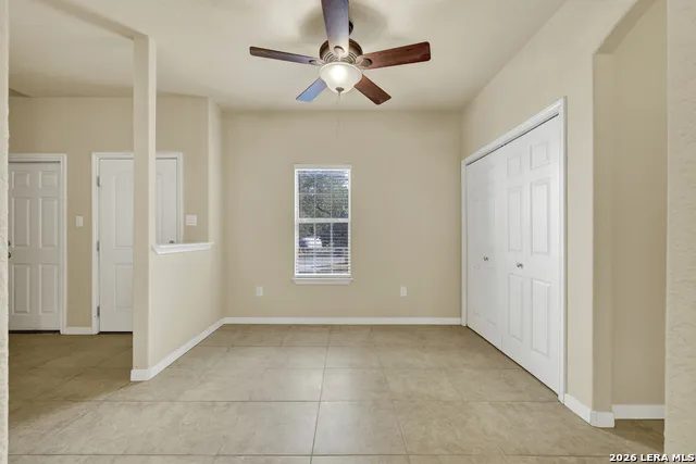 1060 Somerset Canyon Lake, TX 78133