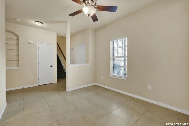 1060 Somerset Canyon Lake, TX 78133