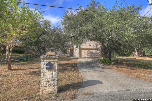 1060 Somerset Canyon Lake, TX 78133