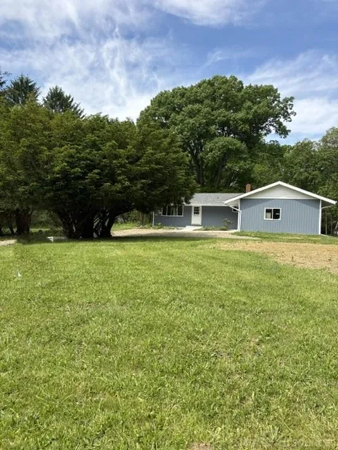 4639 17 Mile Road