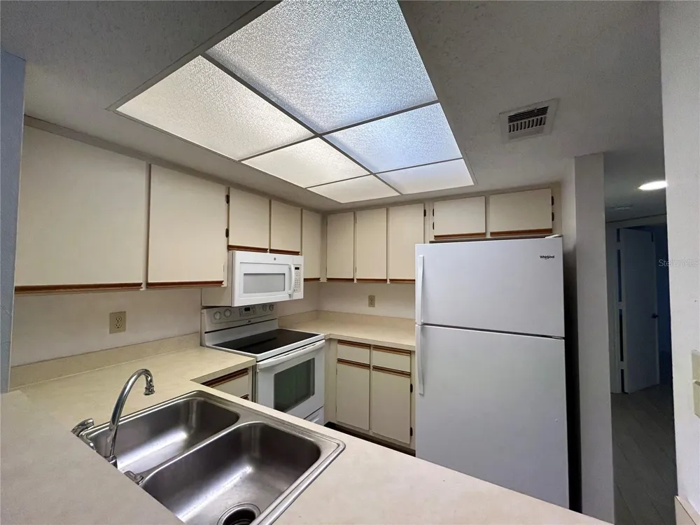 19505 QUESADA AVENUE #AA201 Port Charlotte, FL 33948