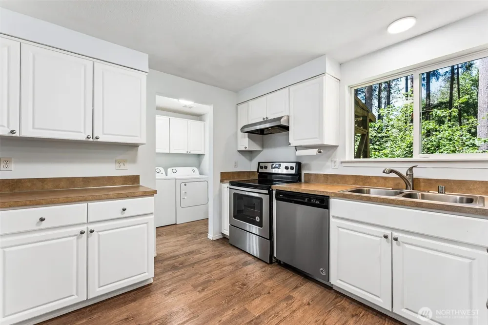 22518 Bluewater Drive SE Yelm, WA 98597