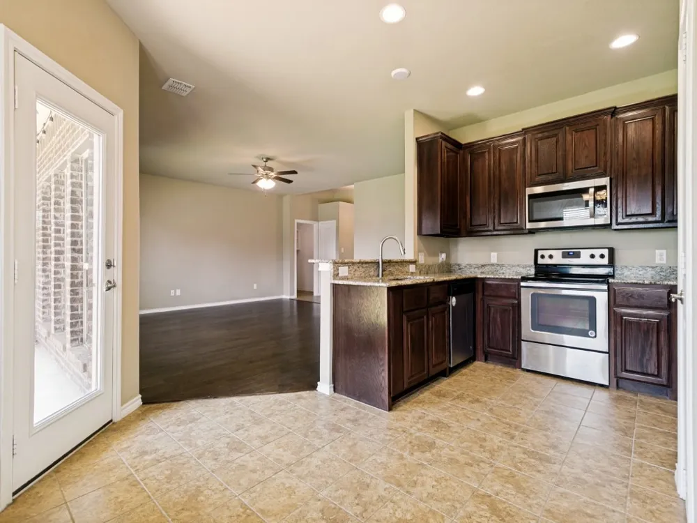 4009 Kensington Drive Sanger, TX 76266