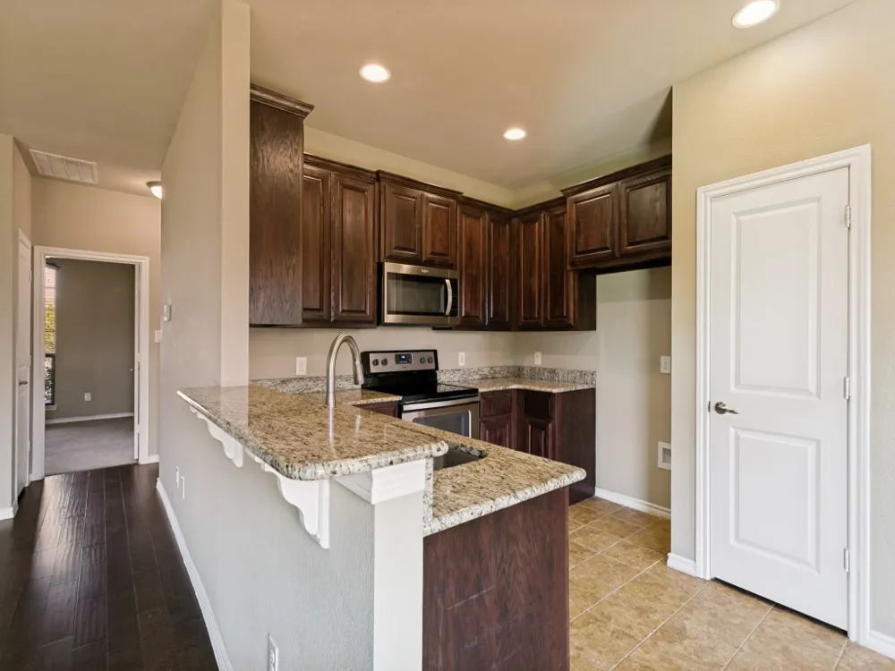 4009 Kensington Drive Sanger, TX 76266