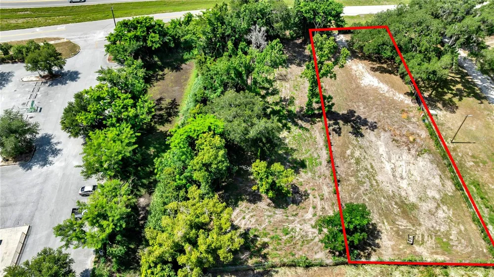 9924 ROCKHILL ROAD Thonotosassa, FL 33592