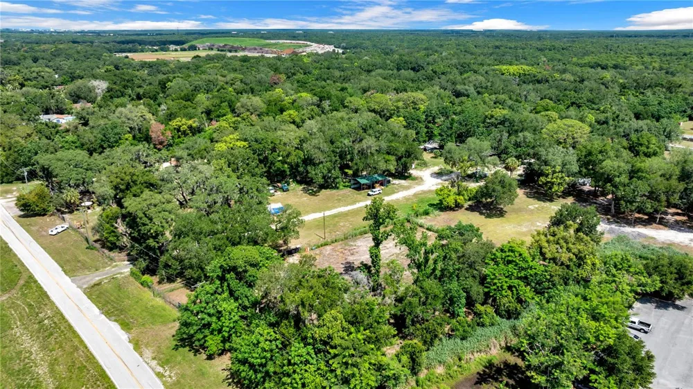 9924 ROCKHILL ROAD Thonotosassa, FL 33592