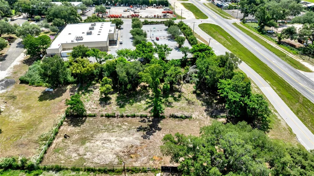 9924 ROCKHILL ROAD Thonotosassa, FL 33592
