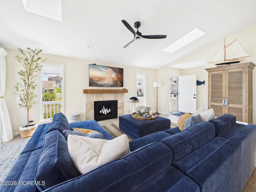 207 4th Avenue Manasquan, NJ 08736