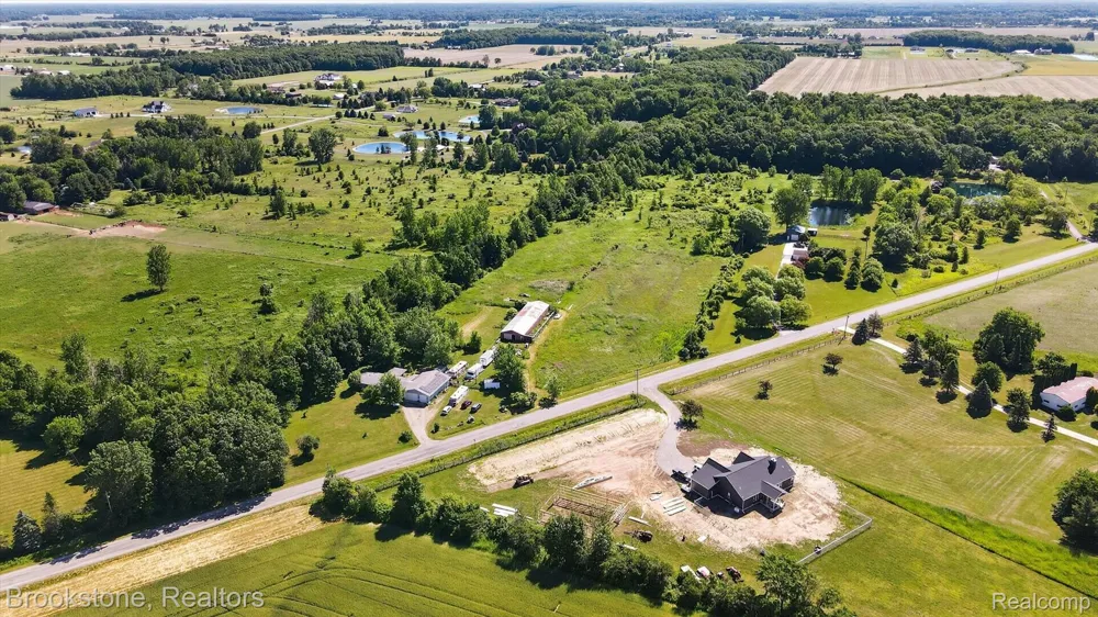9300 Head O Lake Road Whiteford Township, MI 49267