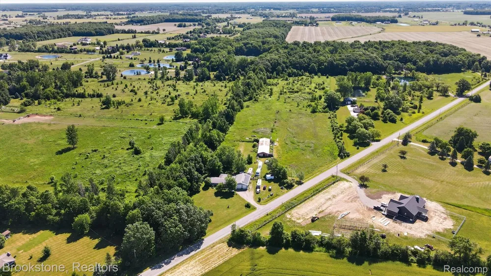 9300 Head O Lake Road Whiteford Township, MI 49267