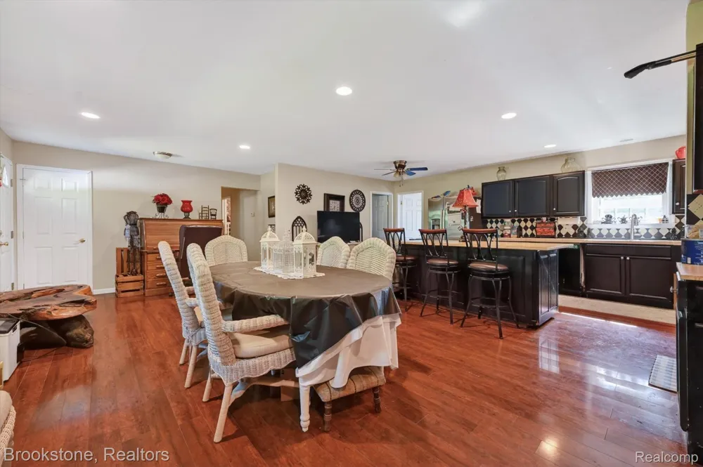 9300 Head O Lake Road Whiteford Township, MI 49267
