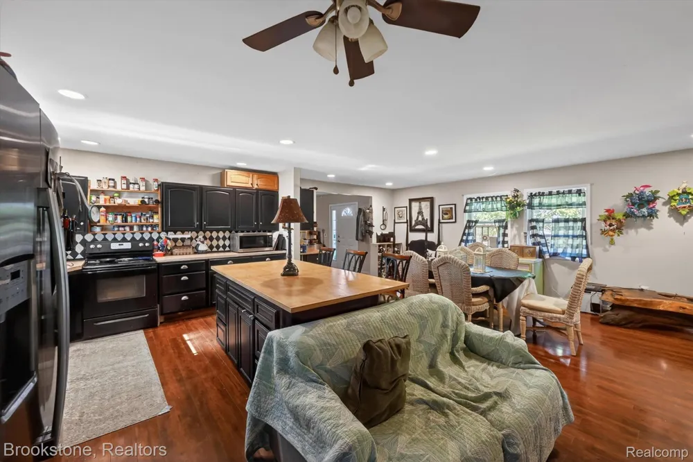 9300 Head O Lake Road Whiteford Township, MI 49267