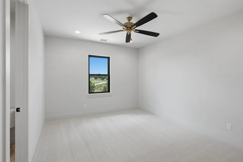 1260 Rawhide Ridge Graford, TX 76449