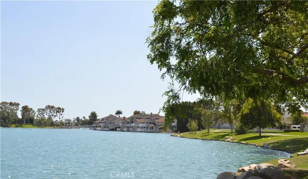 28 Timber Run #129 Irvine, CA 92614