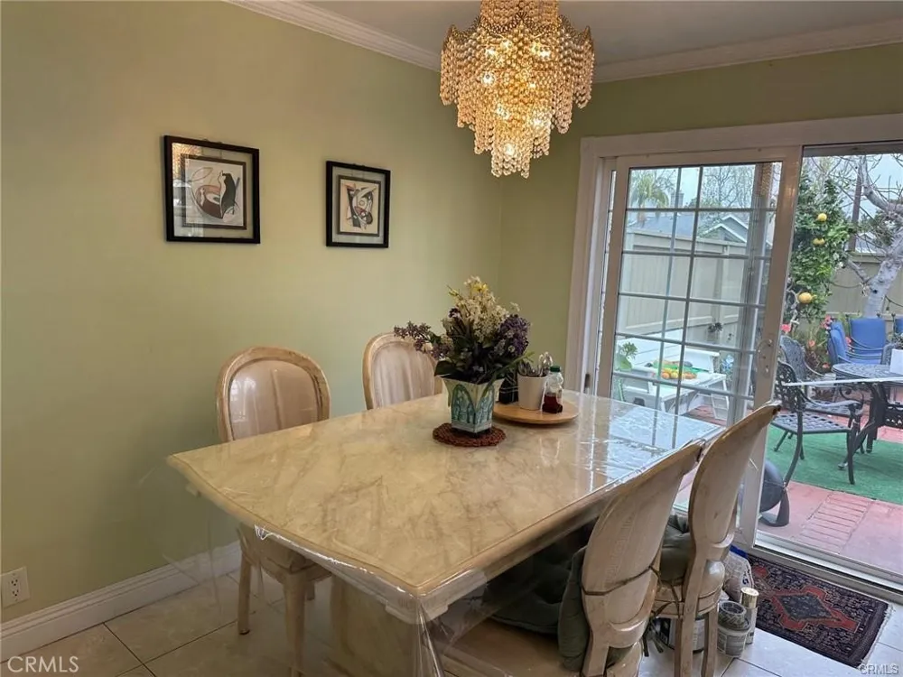 28 Timber Run #129 Irvine, CA 92614