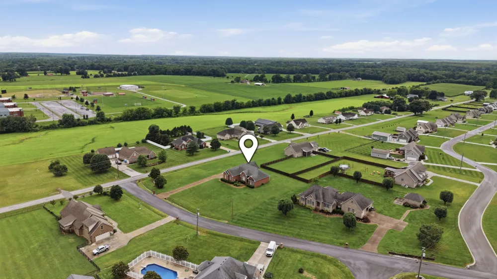 31 Richland Hills Dr Manchester, TN 37355