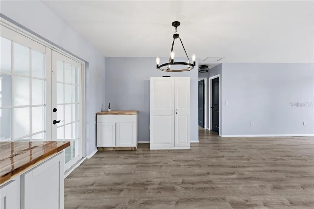 9601 GULFSTREAM BOULEVARD Englewood, FL 34224