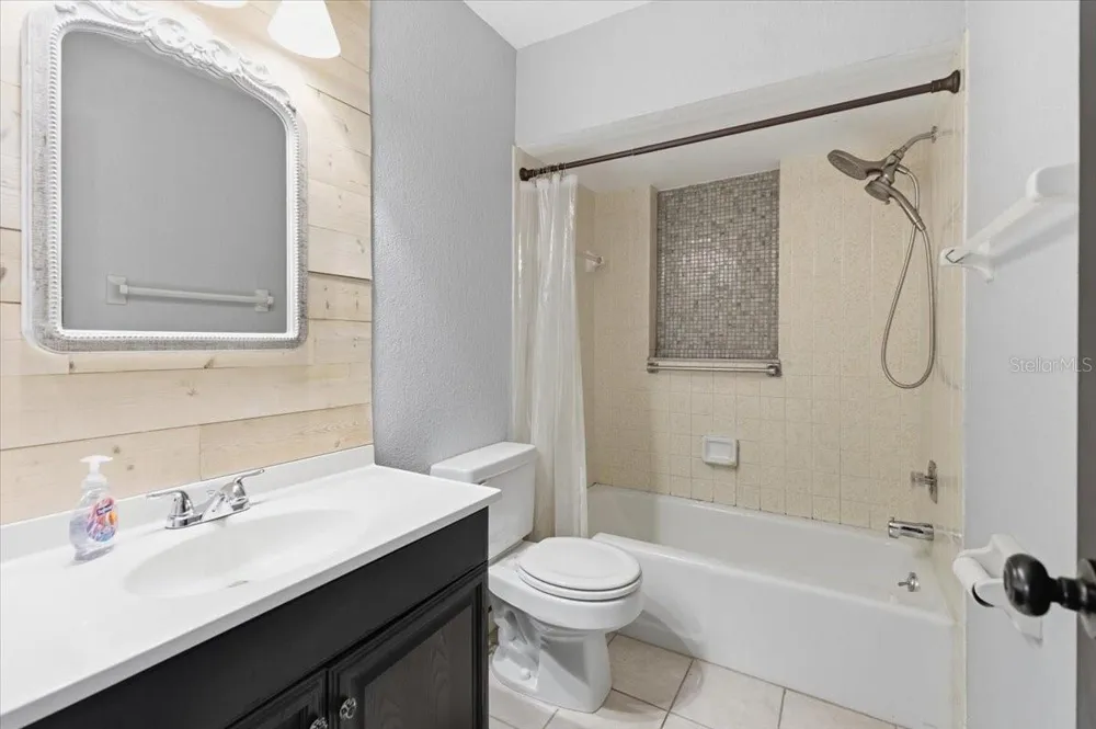 9601 GULFSTREAM BOULEVARD Englewood, FL 34224