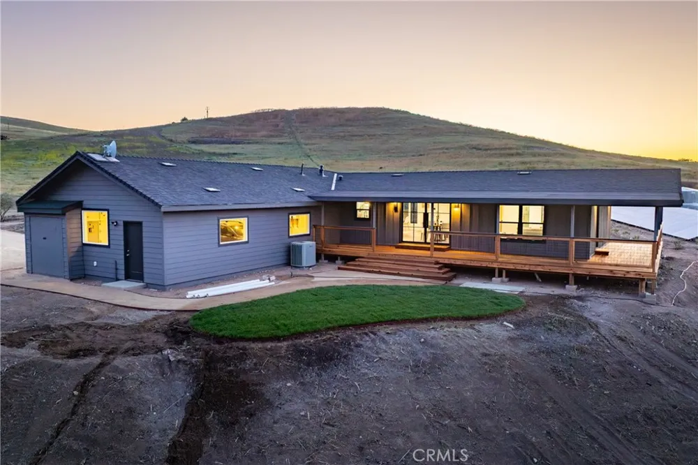 4475 Interlake Bradley, CA 93426