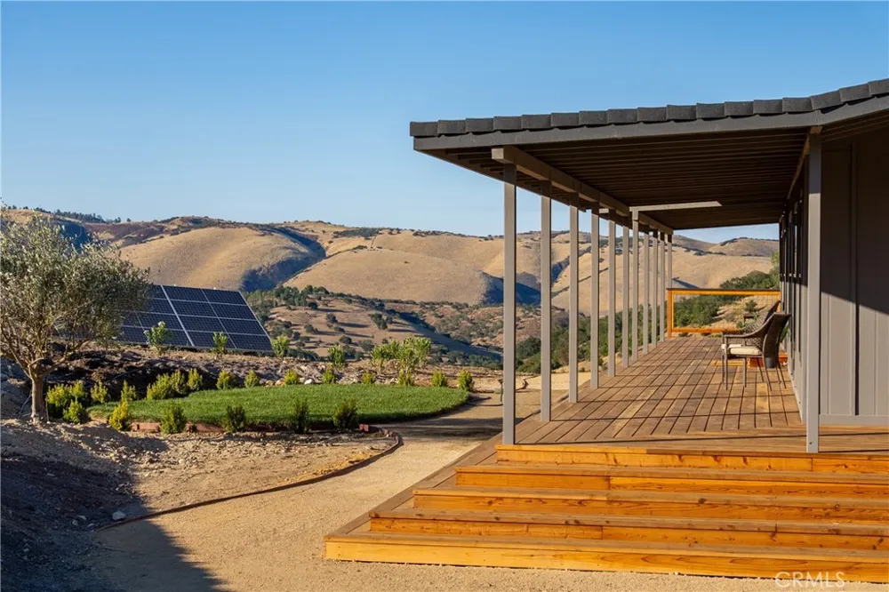 4475 Interlake Bradley, CA 93426