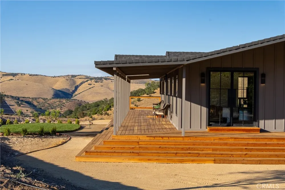 4475 Interlake Bradley, CA 93426