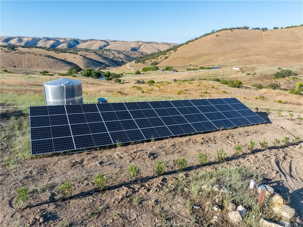 4475 Interlake Bradley, CA 93426