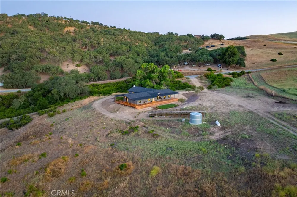 4475 Interlake Bradley, CA 93426