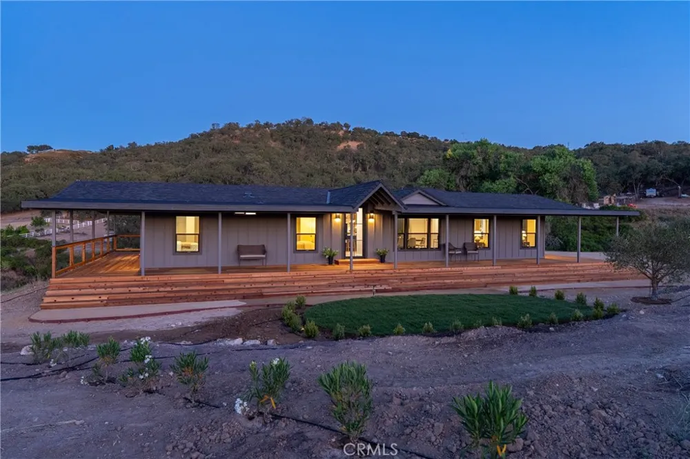 4475 Interlake Bradley, CA 93426