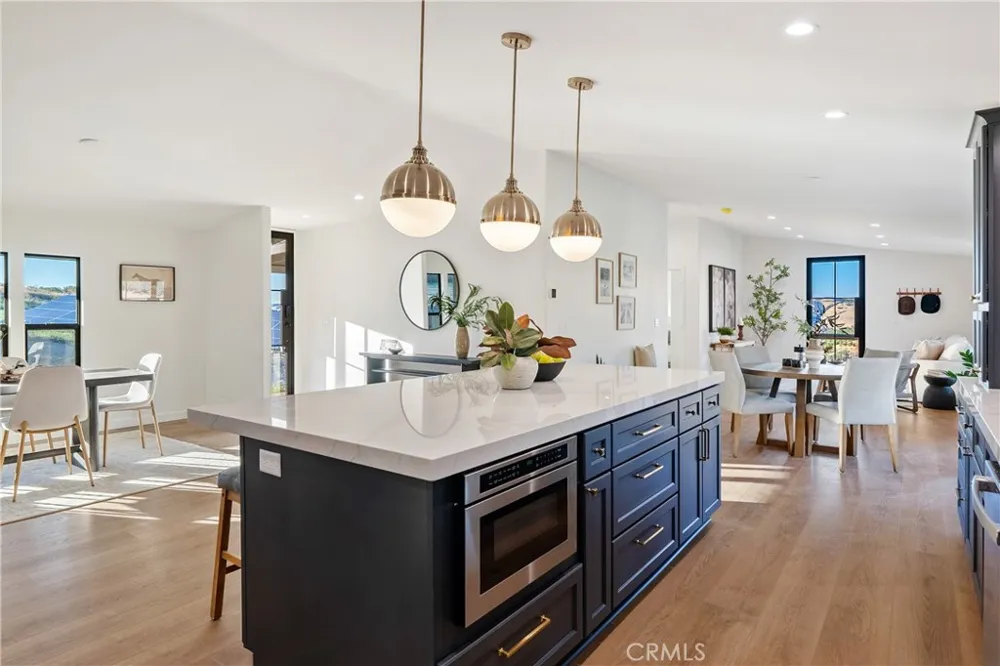 4475 Interlake Bradley, CA 93426