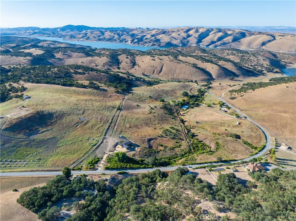 4475 Interlake Bradley, CA 93426