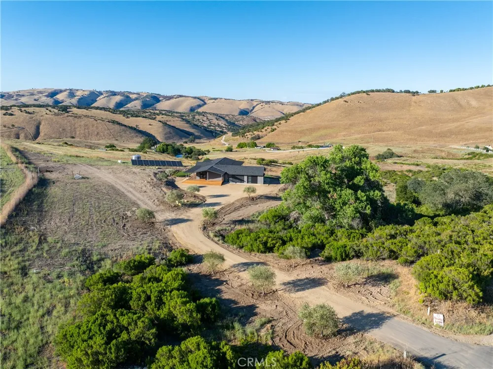4475 Interlake Bradley, CA 93426