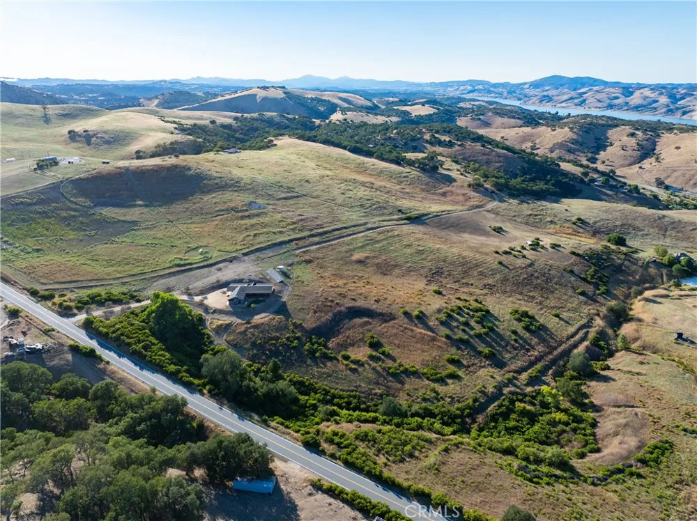 4475 Interlake Bradley, CA 93426