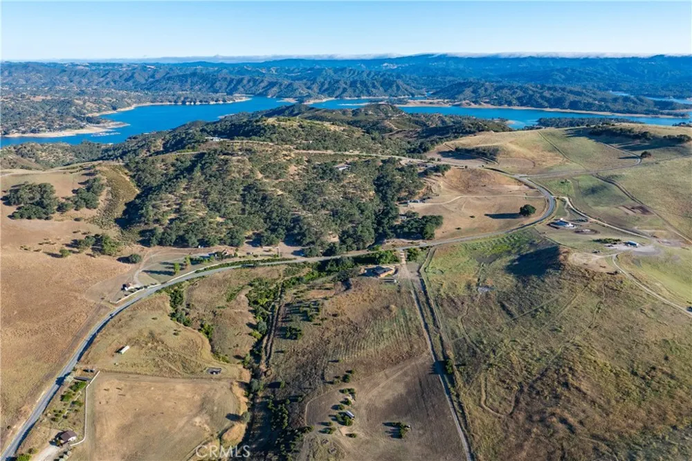 4475 Interlake Bradley, CA 93426