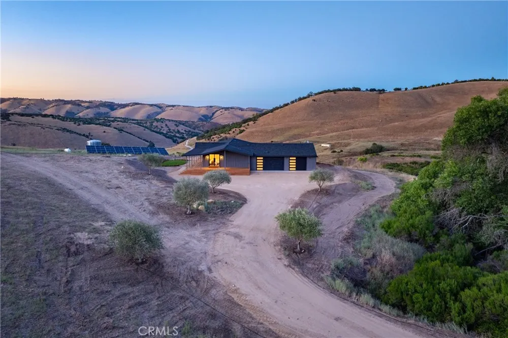 4475 Interlake Bradley, CA 93426