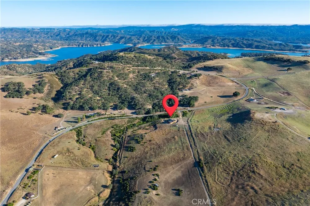 4475 Interlake Bradley, CA 93426