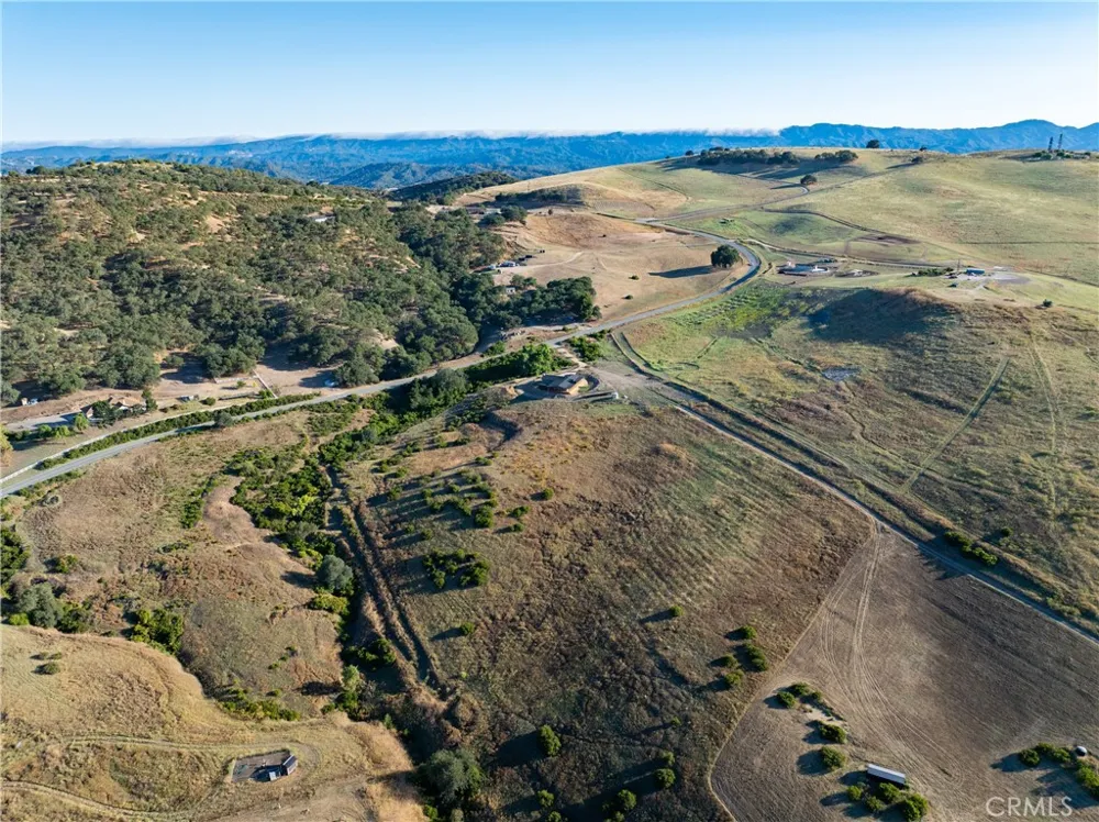 4475 Interlake Bradley, CA 93426
