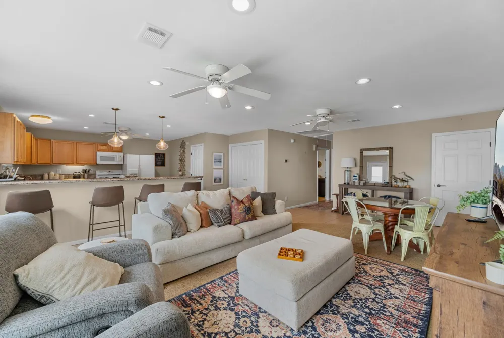 211 Captains Road Anahuac, TX 77514