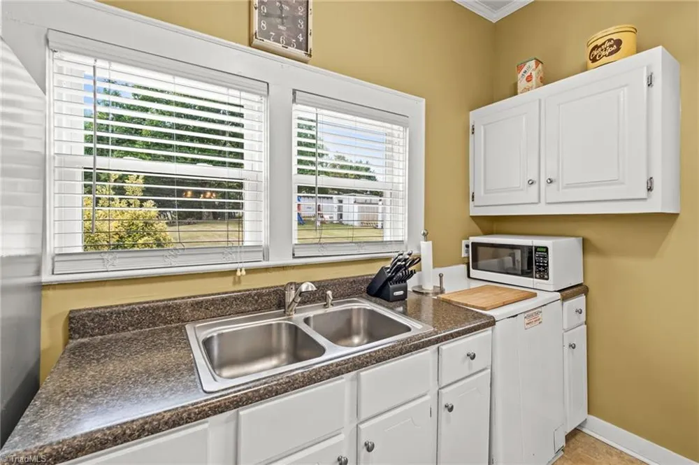 117 Sunset Drive Randleman, NC 27317