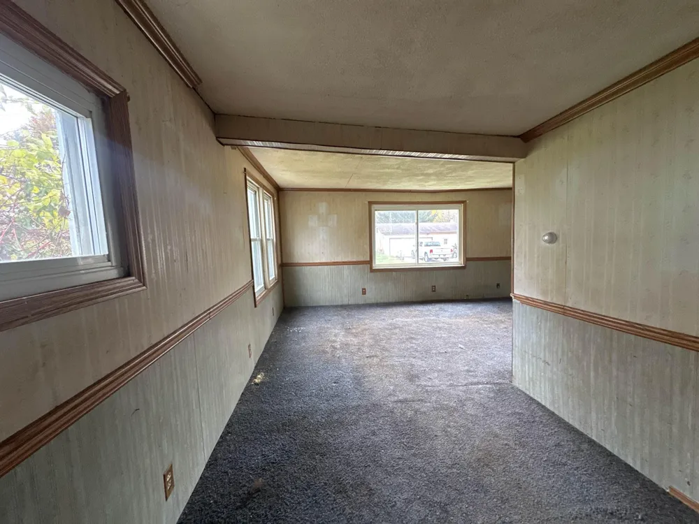 490 4th Street Benton Harbor City, MI 49022